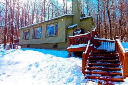 Wine Moose W Hot Tub Fireplace Sauna 9Min To Mt Snow Dover Exterior foto