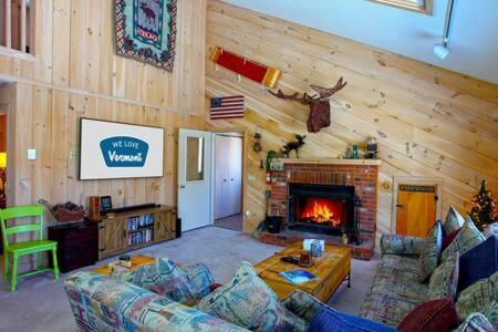 Wine Moose W Hot Tub Fireplace Sauna 9Min To Mt Snow Dover Exterior foto